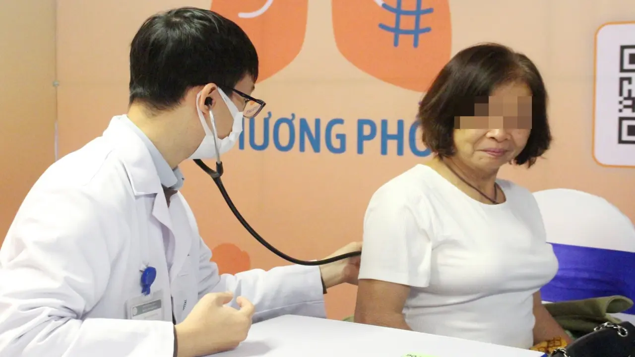 70% bệnh nhân ung thư phổi phát hiện muộn: Làm gì để phát hiện sớm?