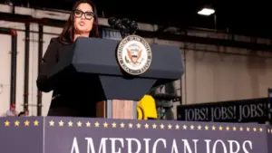 Bộ trưởng thứ ba rời nội các của Tổng thống Trump