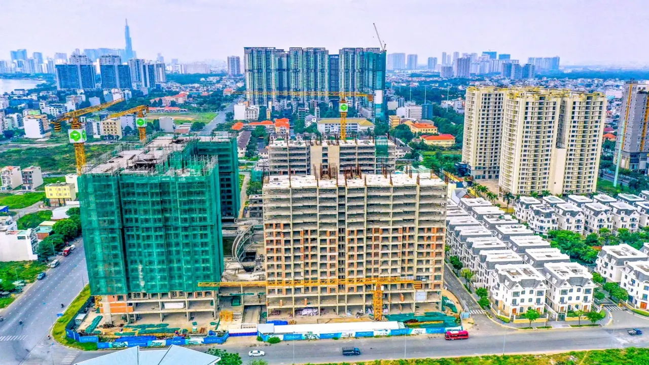 Bước qua giai đoạn khó khăn nhất lịch sử, doanh nghiệp bất động sản bước vào chu kỳ mới