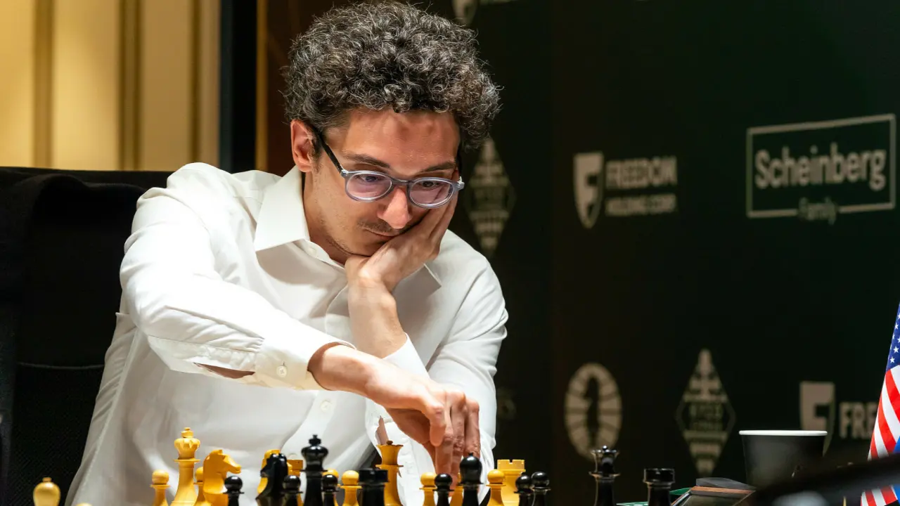 Caruana vỡ mộng tranh ngôi Vua cờ