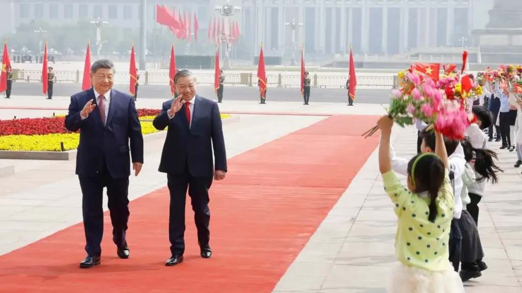 Chuyến thăm của Tổng Bí thư, Chủ tịch nước 'đưa quan hệ Việt - Trung lên tầm cao mới'
