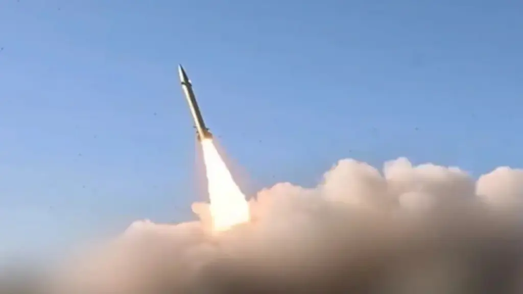 Có 1.000 tên lửa sẵn sàng trong kho, Iran còn năng lực duy trì chiến sự?