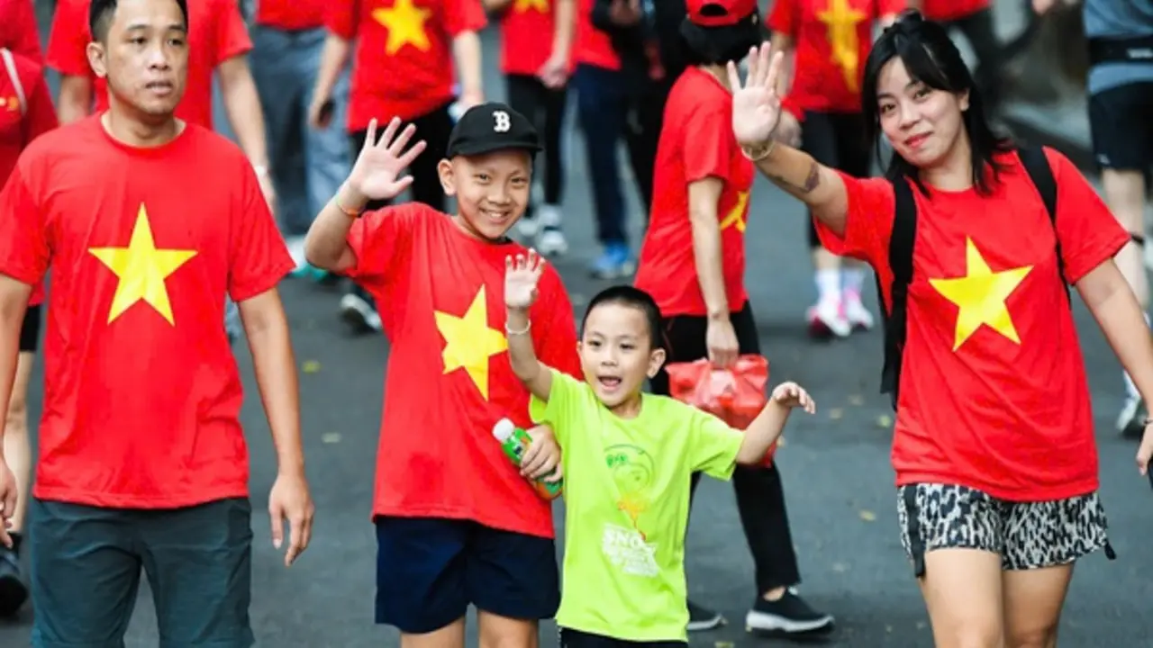 Công đoàn lấy ý kiến hoán đổi ngày để 'nối' 2 kỳ nghỉ lễ Giỗ tổ - 30.4