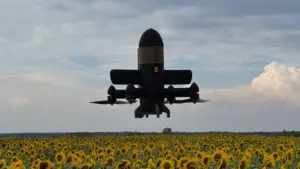 Công ty Ukraine biểu diễn lái drone từ khoảng cách 2.000 km