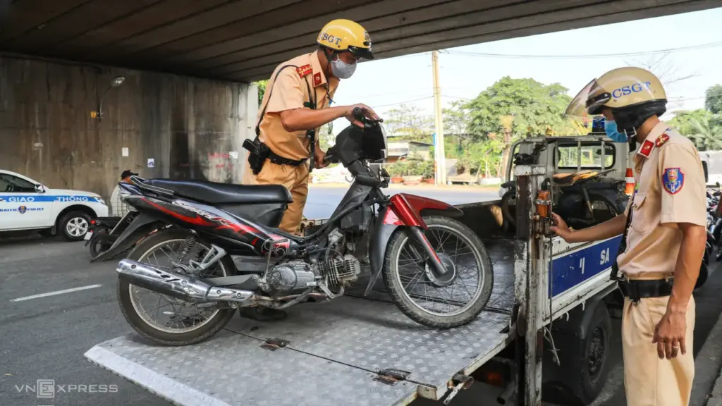 CSGT nói gì về đề xuất tăng 15 lần thẩm quyền xử phạt?