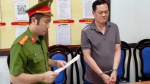 Cựu cán bộ ủy ban kiểm tra tỉnh ủy bị bắt vì lừa đảo 'chạy việc'