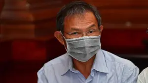 Cựu CEO Tập đoàn Cao su Việt Nam khai đã nhận 45 tỷ đồng 'trong valy, thùng rượu'