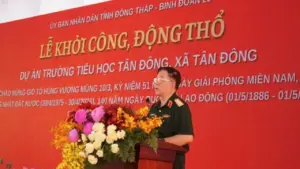 Đại tướng Nguyễn Trọng Nghĩa dự lễ khởi công trường học ở Đồng Tháp