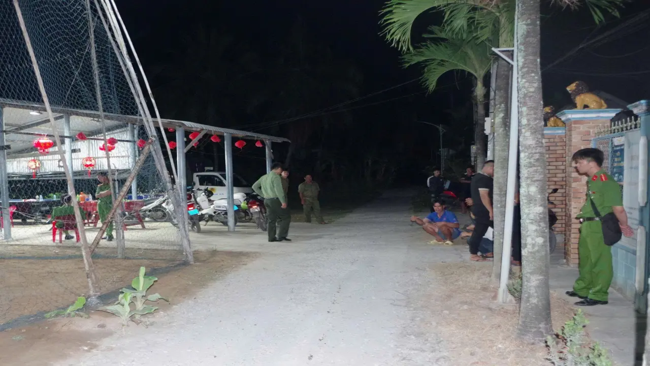 Đoạt mạng người có mâu thuẫn rồi về nhà cố thủ