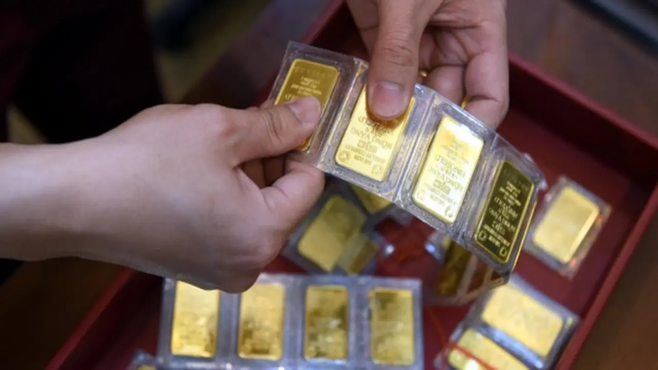 Giá vàng hôm nay 11.4.2026: Quay đầu giảm nhưng vẫn đắt hơn thế giới trên 21 triệu