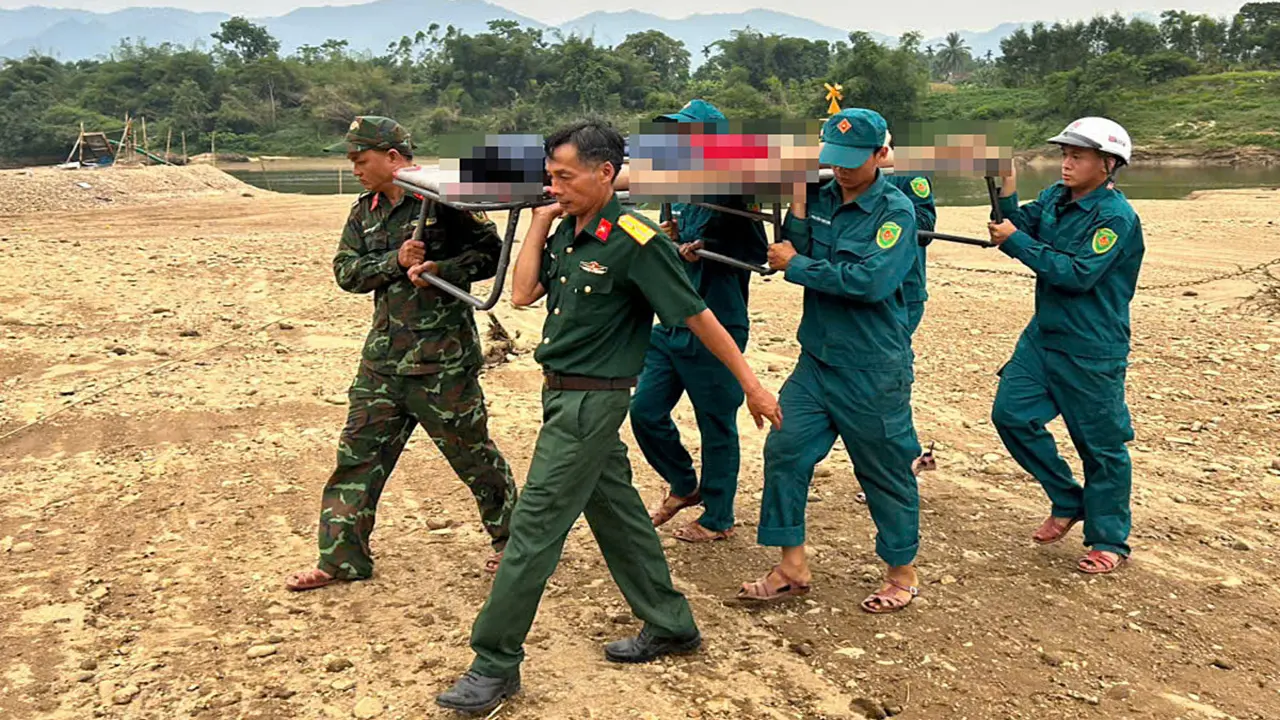 Hai nam sinh lớp 9 đuối nước trên sông Tranh