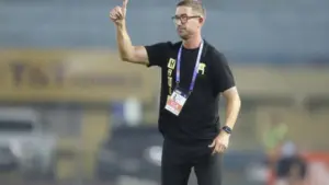 HLV Harry Kewell bất ngờ tiết lộ tâm trạng, nói rất thẳng những điều đặc biệt ở Hà Nội