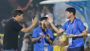 HLV Kim chia tay trợ lý số 1 ở tuyển Việt Nam