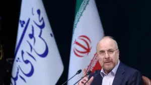 Iran dọa tung 'quân bài mới' nếu ngừng bắn với Mỹ kết thúc