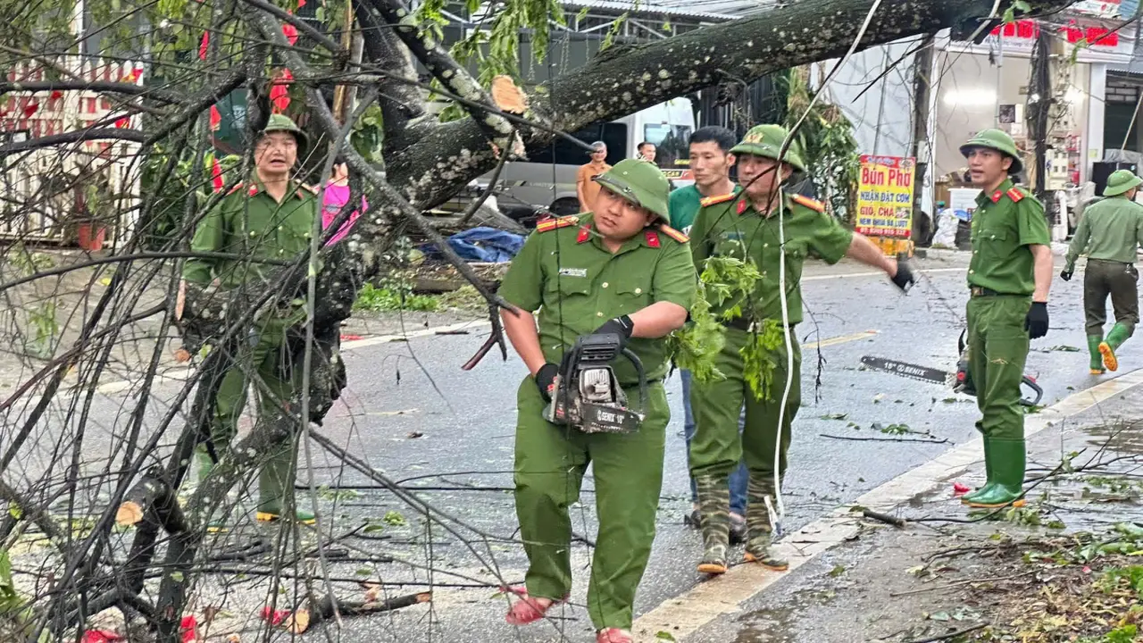 Không khí lạnh gây mưa giông cho miền Bắc từ đêm mai
