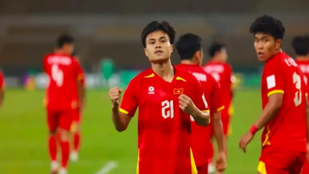 Lộ diện ‘phiên bản 2.0’ cực chất của Trương Tiến Anh, cánh phải đội tuyển Việt Nam bớt mong manh