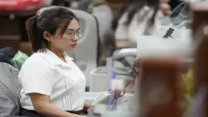 Lương cơ sở 'chỉ bằng 56% lương tối thiểu vùng' trong doanh nghiệp