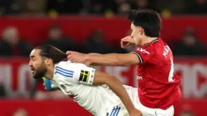 Man Utd thua Leeds ngay tại Old Trafford