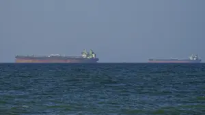 Mỹ có thể phong tỏa eo biển Hormuz thế nào