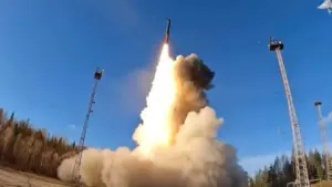NATO 'đấu khẩu' Nga, Trung Quốc về hạt nhân