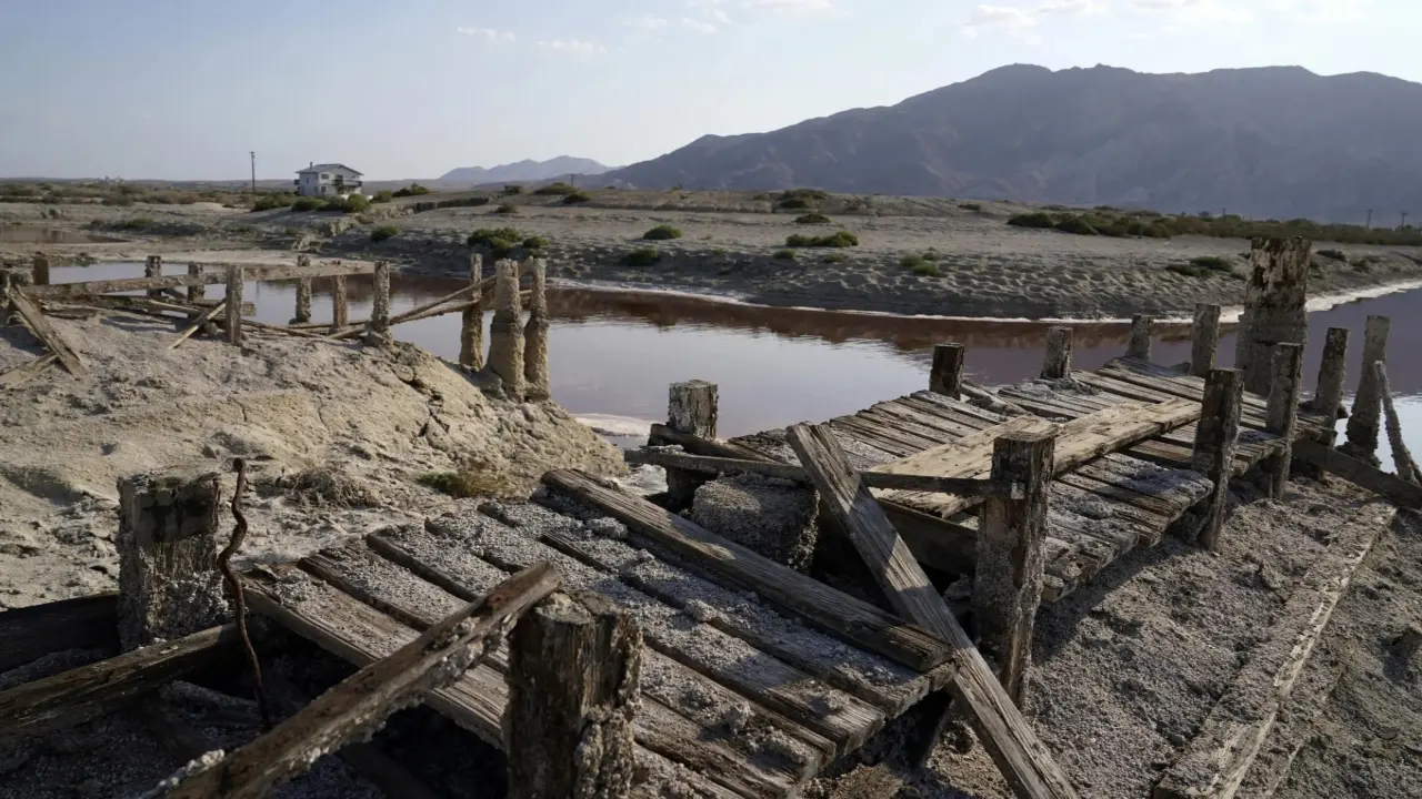 Người California tranh cãi về 'kho báu' 500 tỷ USD dưới lòng hồ