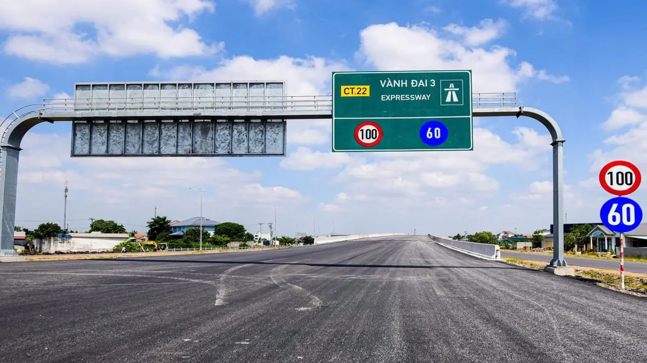 Nhánh tây vành đai 3 TP.HCM chậm, 6,8km qua Long An nằm chờ