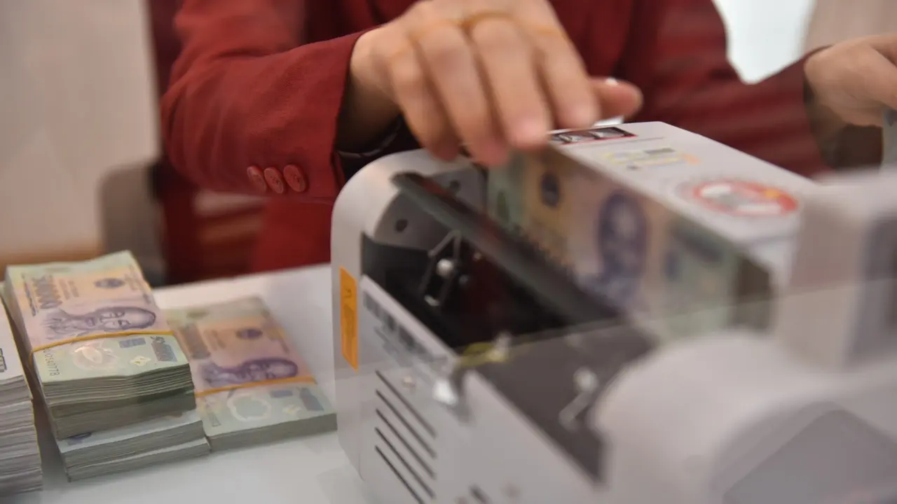 Nhiều ngân hàng đồng loạt giảm lãi suất sau cam kết đồng thuận