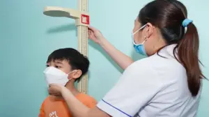 Nhiều trẻ Việt dậy thì sớm, ngừng phát triển chiều cao sớm