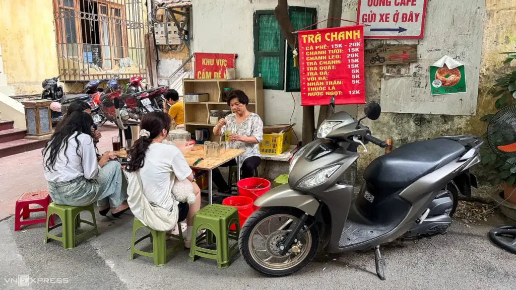 Những cư dân nội đô vẫn coi 'xe xăng là số một'