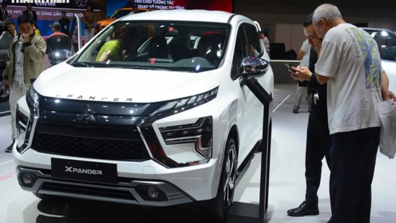 Ô tô MPV phổ thông 7 chỗ tại Việt Nam đua hạ giá, giảm cả trăm triệu