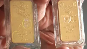 Rủi ro mua vàng gia tăng, lỗ ngay 4 triệu đồng/lượng