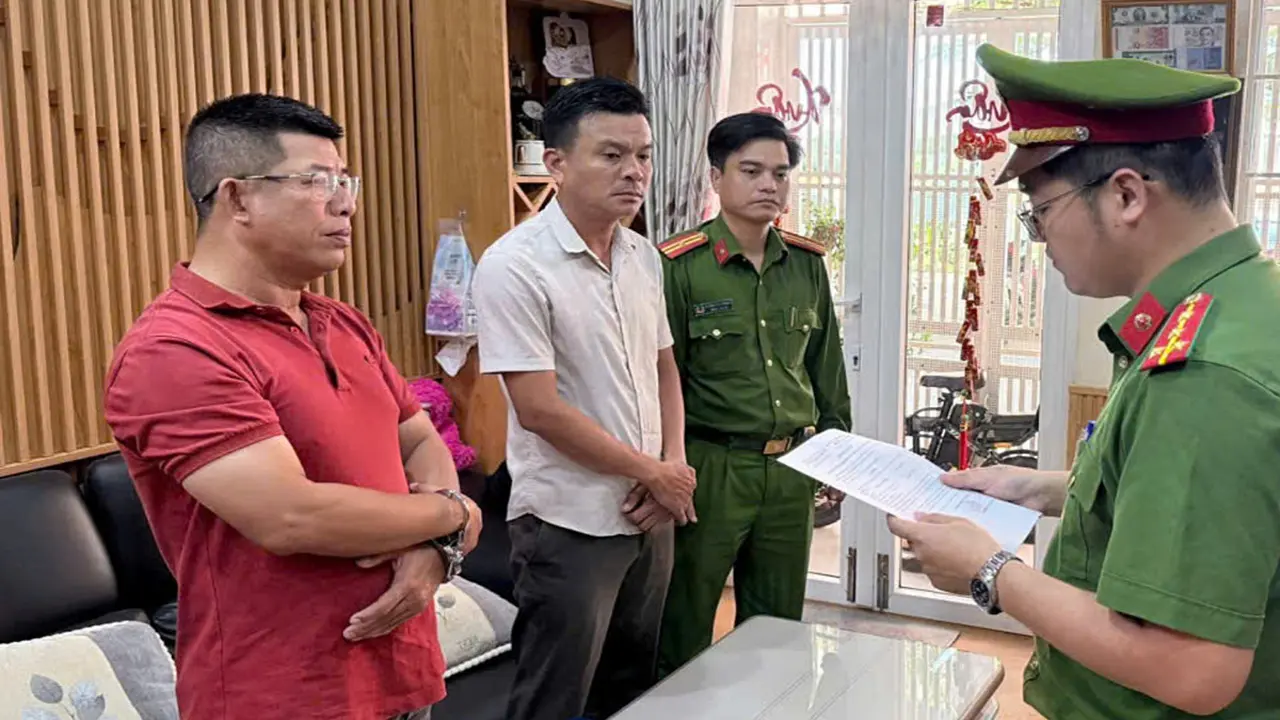 'Sập bẫy' của người mua chung đất