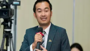 Siết tín dụng, thị trường bất động sản có 3 khó khăn