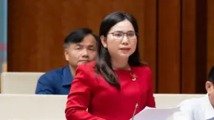 'Sinh đủ hai con là trách nhiệm với xã hội'