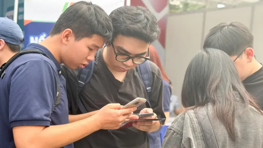 'Sinh viên không nên kén việc lương cao khi mới ra trường'