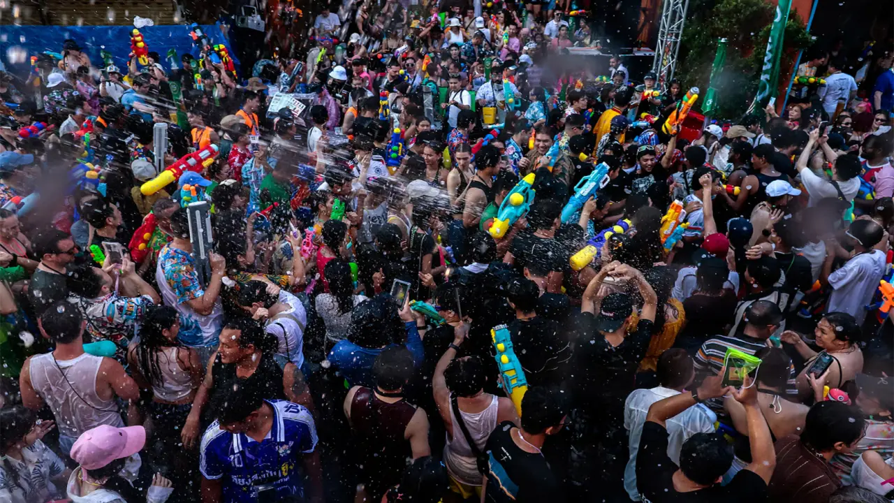 Thái Lan cảnh báo nguy cơ tai nạn dịp lễ Songkran