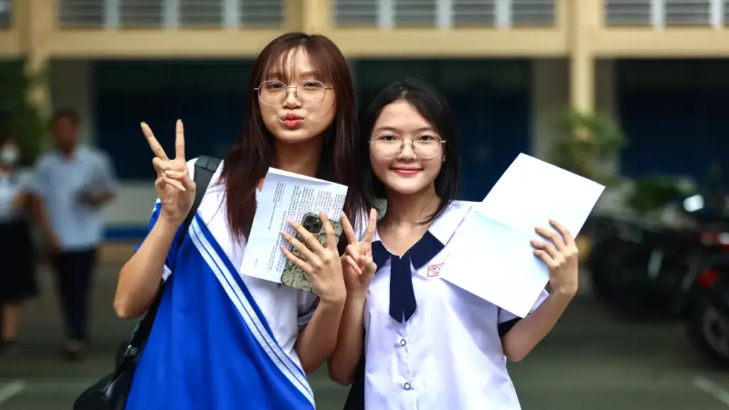 Thí sinh tập đăng ký thi tốt nghiệp THPT từ hôm nay