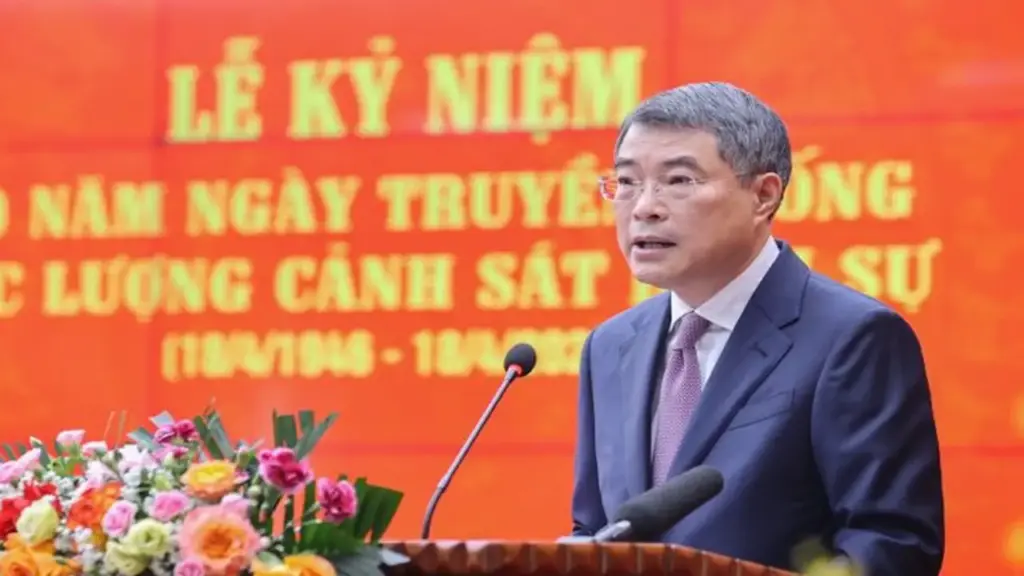 Thủ tướng: Cảnh sát hình sự không chỉ giỏi 'đánh án', mà còn giỏi vận động quần chúng