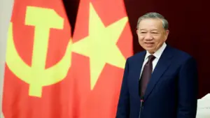 Tổng Bí thư, Chủ tịch nước Tô Lâm đi tàu cao tốc Trung Quốc
