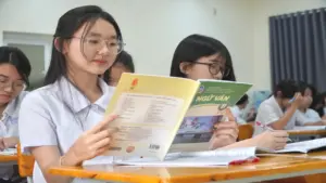 Tuyển sinh đại học: Xét học bạ bắt buộc có môn toán hoặc ngữ văn