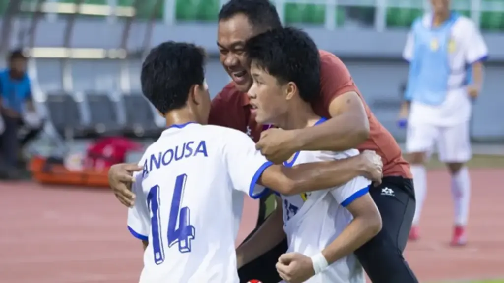 U.17 Lào ngược dòng thắng sốc loại Thái Lan: Vào bán kết với ngôi nhất bảng