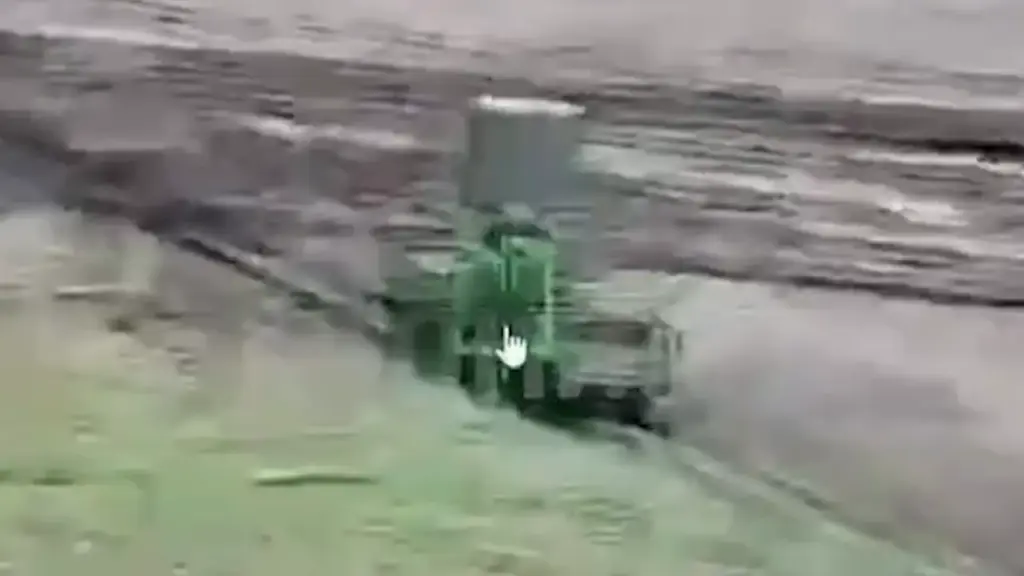 UAV Nga nhắm mục tiêu 'radar mắt thần' của phòng không Ukraine