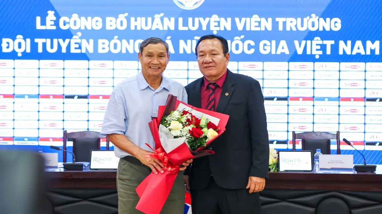 Vì sao VFF không chọn HLV ngoại cho tuyển nữ Việt Nam?