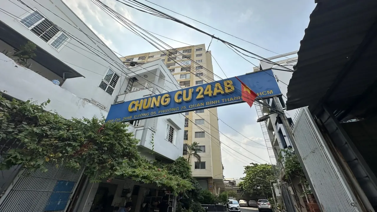 Vụ cư dân kiện ban quản trị chung cư vì bị cắt nước: tòa hoãn xử