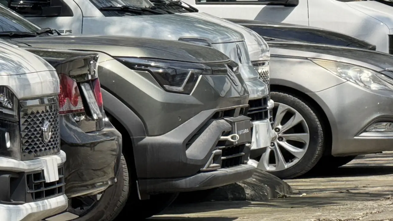 Xe điện Suzuki eVitara có tín hiệu sắp mở bán ở Việt Nam: SUV điện cỡ B đi 430km/sạc, màn hình kép